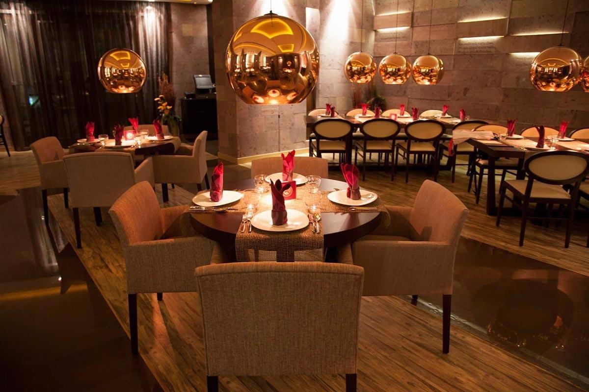 How to Book a Restaurant for a Special Occasion in Riyadh